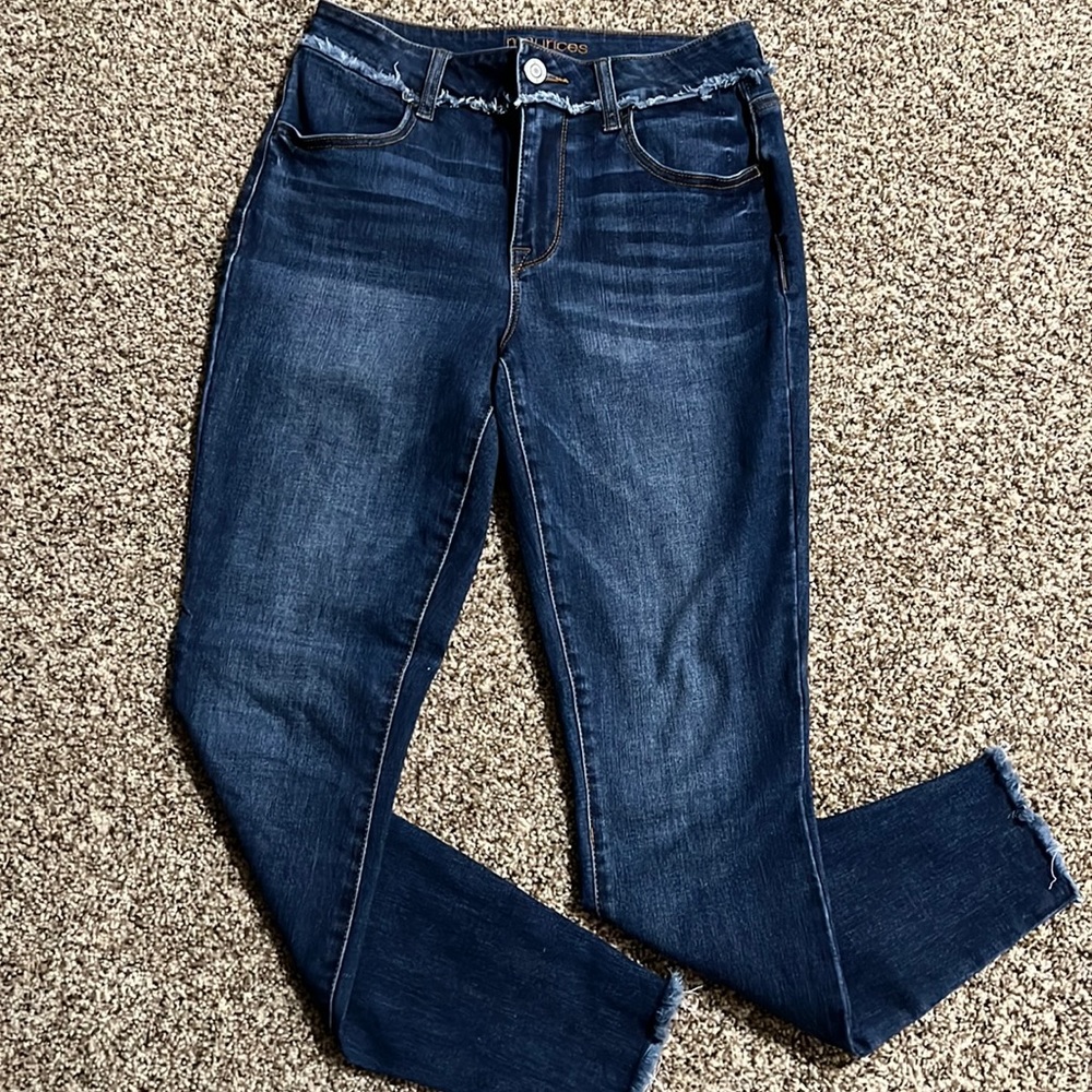Maurice’s fray hem jeggings size small regular
